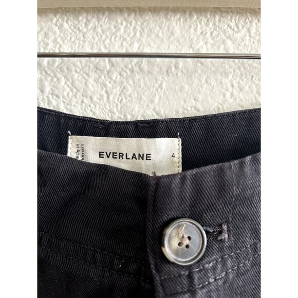 Everlane The Utility Short in Buttersoft Black 4 - Picture 5 of 7